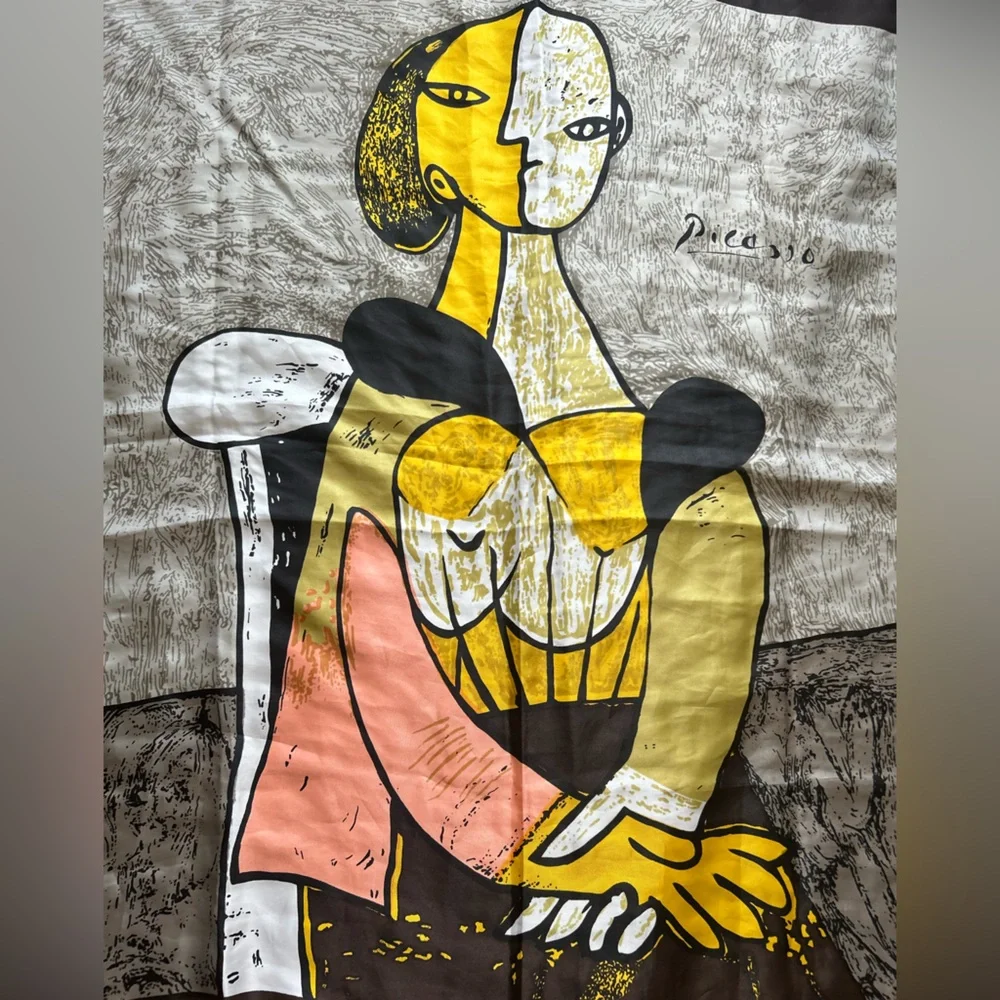 ✌️4/$20✌️ Picasso print scarf - Picture 2 of 8